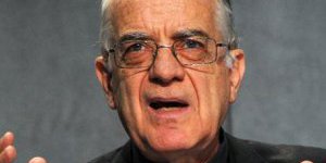 Papanın görevi Türkiyeye ne yapması gerektiğini söylemek değil