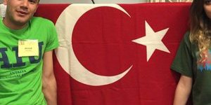 Türk öğrecilerden depremin yıkamayacağı proje
