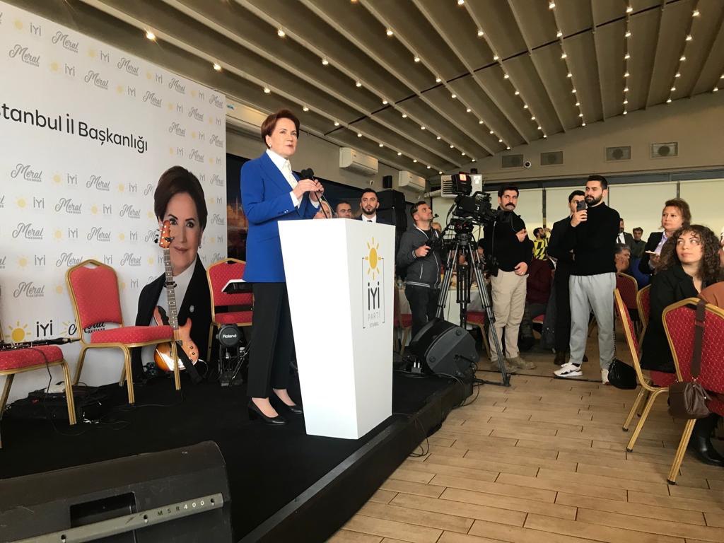 meral-aksener-toplanti-resim-01.jpg