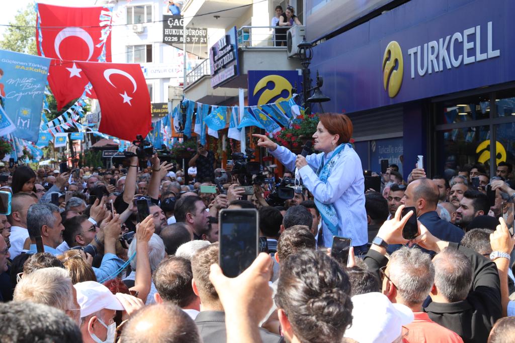 yalova-meral-aksener-resim-07.jpg